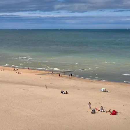 In Belgium Near The Sea * Coxyde